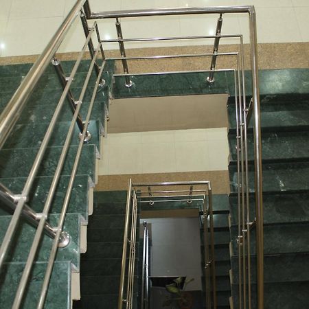 Wellness Home Lucknow Exteriör bild